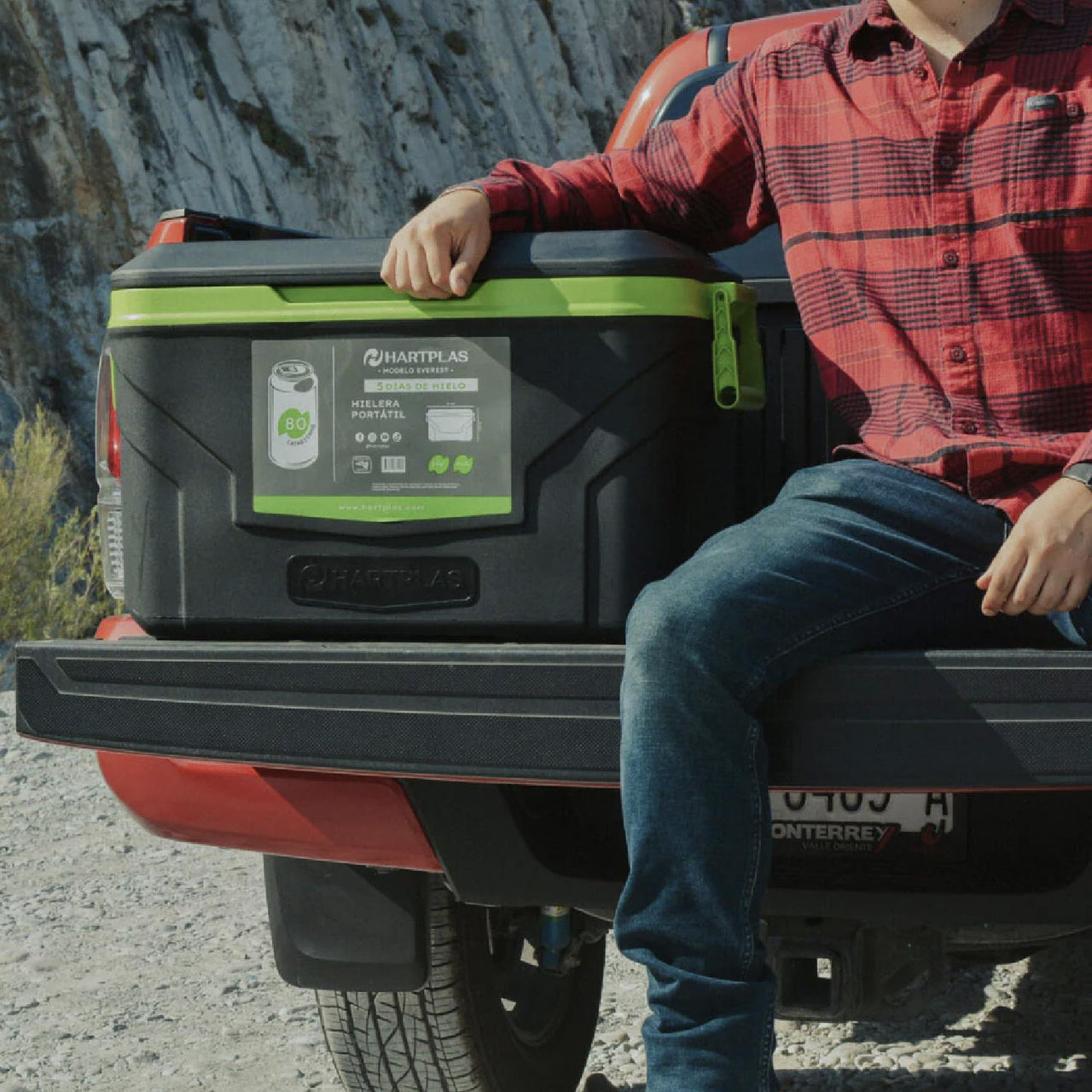 Hielera Hartplas Everest Capacidad 52 Qt 49.2 Litros