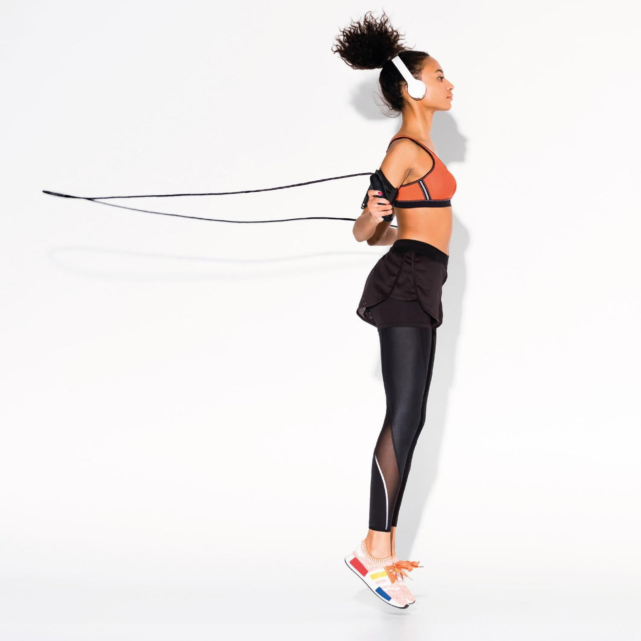 Caminadora + Cuerdas para Saltar + Cintas Kinesiológicas